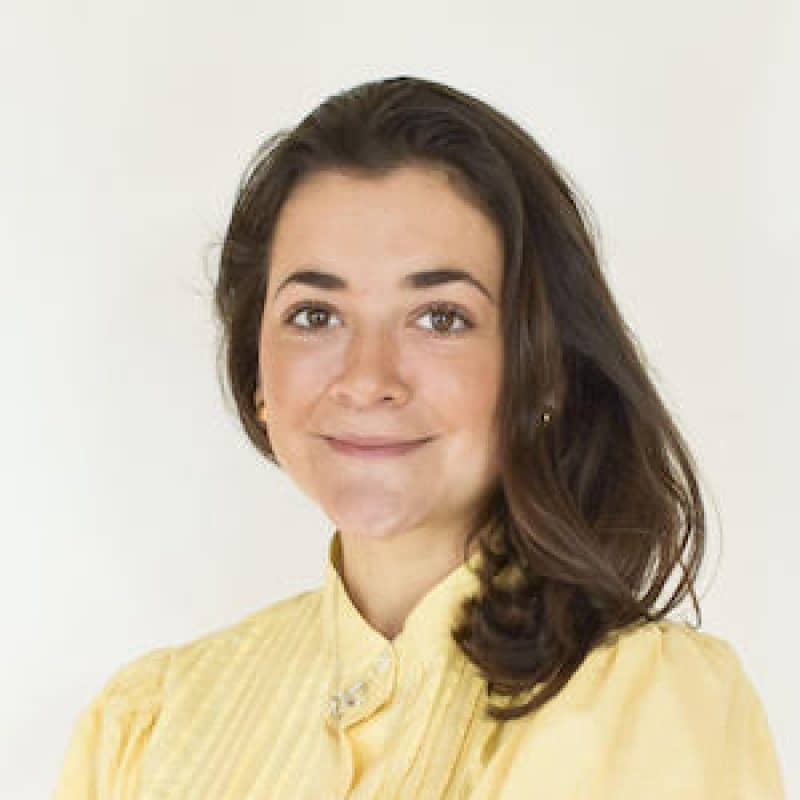 Iris Skrami Iris Skrami